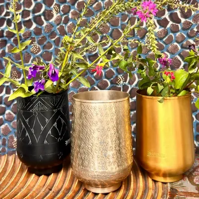 Decorative objects - ETCHED BLACK BRASS GLASS' ARABESK ' - KARAWAN AUTHENTIC