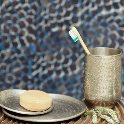 Decorative objects - HAMMERED AND ENGRAVED SILVER-PLATED BRASS GLASS' PALMYR ' - KARAWAN AUTHENTIC