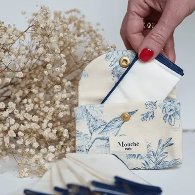 Other bath linens - L'Originale pouch and its 6 tissue handkerchiefs - MOUCHÉ PARIS