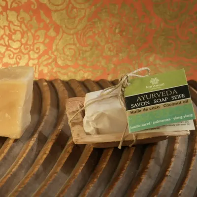 Savons - SAVON SOLIDE AYURVEDIQUE - BASILIC SACRÉ - PETIT FORMAT - KARAWAN AUTHENTIC