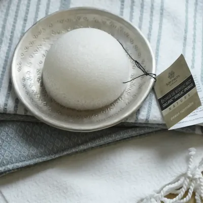 Cosmétiques - EPONGE DE KONJAC BIOLOGIQUE NATURELLE - EN VRAC - KARAWAN AUTHENTIC