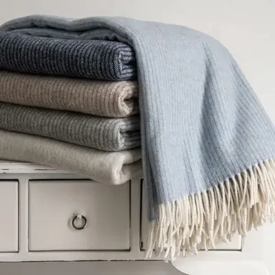 Throw blankets - Ruby Plaid - SOFIA SRL