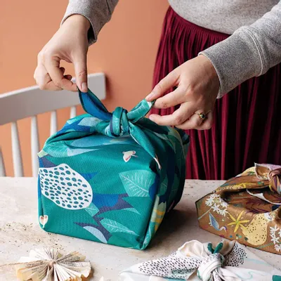 Gifts - Reusable gift wrap (furoshiki) 75 x 75 cm - PAKÉ