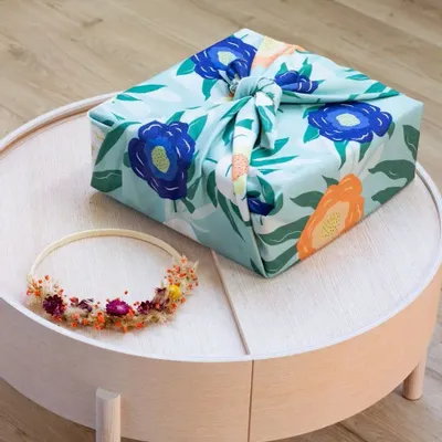 Gifts - Reusable gift wrap (furoshiki) 100 x 100 cm - PAKÉ