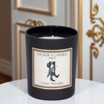 Objets de décoration - BOUGIE PARFUMÉE 100 % CIRE VÉGÉTALE - CASSE-NOISETTE - 180 G - UN SOIR A L'OPERA