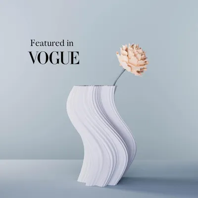 Office design and planning - Vase "Heat Wave" - AURA 3D