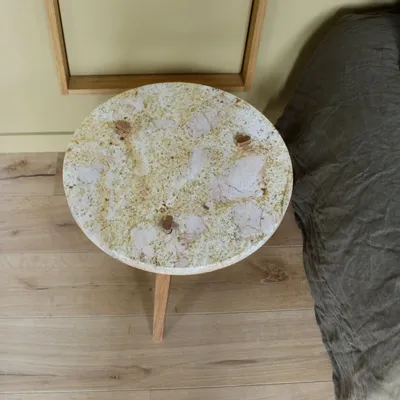 Coffee tables - Low table with natural stone top - A 3 pattes - Diameter 50cm - C'EST BIEN FAIT