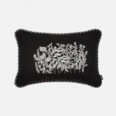 Coussins textile - Coussin italien brodé à la main « Meadow », 50 x 35 cm - SHAKU