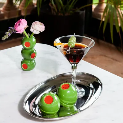 Kitchen utensils - DOIY Olive Salt & Pepper Shakers - THE WOW EFFECT COMPANY