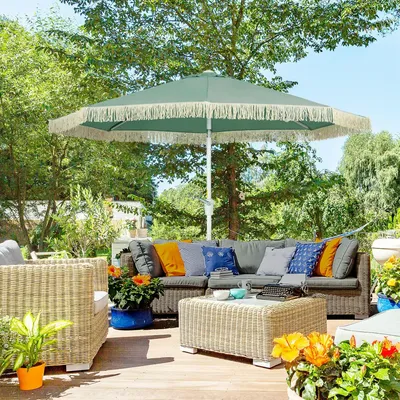 Sunshades - Bohemian style tilting garden parasol with polyester fringes - AOSOM BUSINESS