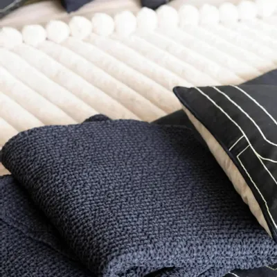 Throw blankets - Recycled Throw Maia Caviar 140 X 200 - MAISON VIVARAISE - SDE VIVARAISE WINKLER