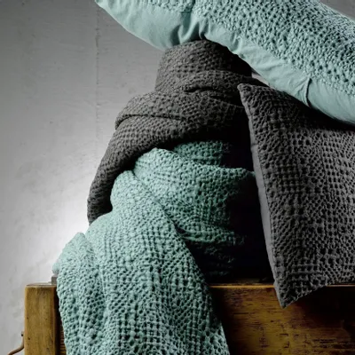 Bed linens - Tana Bed Throw Vert de gris 180 X 260 - MAISON VIVARAISE - SDE VIVARAISE WINKLER