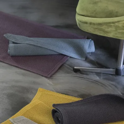 Autres linges de bain - Tapis de bain uni Etia Indigo 54 x 110 - MAISON VIVARAISE - SDE VIVARAISE WINKLER