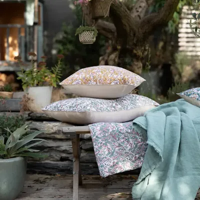 Throw blankets - Zeff Nomade Throw Blanket Prusse 130 X 180 - MAISON VIVARAISE - SDE VIVARAISE WINKLER