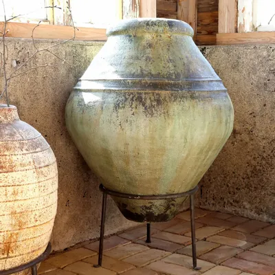 Pottery - Planter on stand - CHIC ANTIQUE A/S