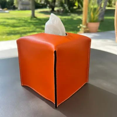 Decorative objects - Square leather tissue box - MIDIPY