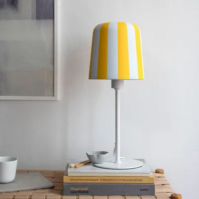 Lampes de bureau  - Lampe de table grise - Rayures jaunes - DYBERG LARSEN