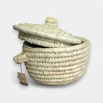 Boîtes de rangement  - Panier en paille Wilery -Tissé à main avec des touches de laine coloré - MAISON ZOE