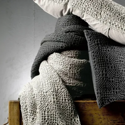 Bed linens - Tana Bed Throw Lin 240 X 260 - MAISON VIVARAISE - SDE VIVARAISE WINKLER