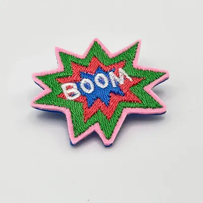 Cadeaux - Broche brodée "BOOM" – Une étoile pop faite main en France - PETIT POIRIER