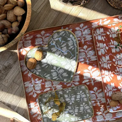 Trays - Alhambra enamelled metal trays with handpainted gold trim - MAISON LILO