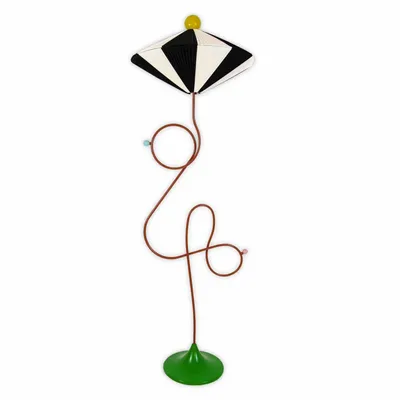 Lampadaires - Lampadaire multicolore Loop 02 en métal et bois par MIRANDA MAKAROFF - TULESTE FACTORY