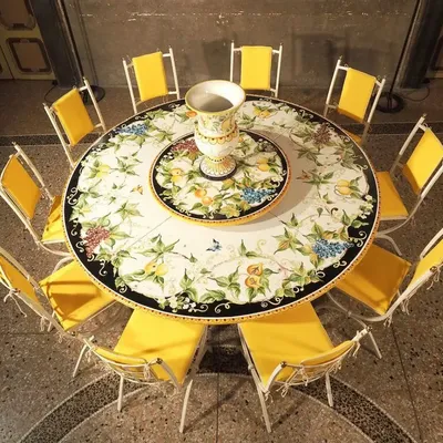 Tables Salle à Manger - Table en pierre volcanique - CERAMICARTE DERUTA