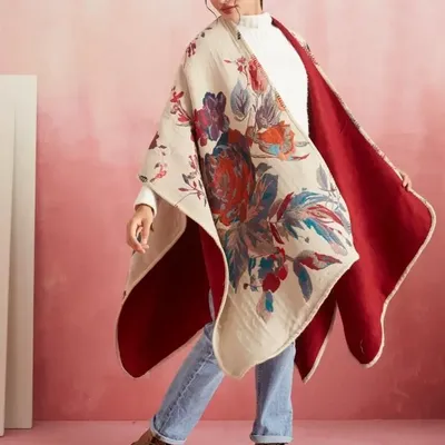 Prêt-à-porter - Blooming Florals Wool Ruana Cape – Cream, Multi - BRIGHT STAR