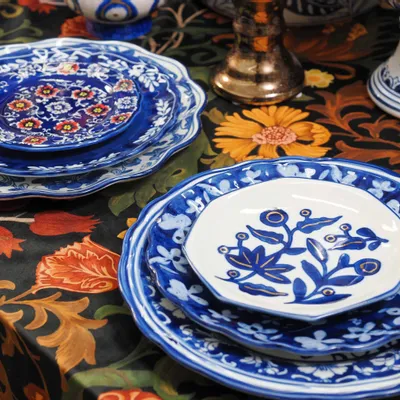 Assiettes au quotidien - La Chine rencontre la porcelaine bleue hollandaise - SAPOTA LTD.