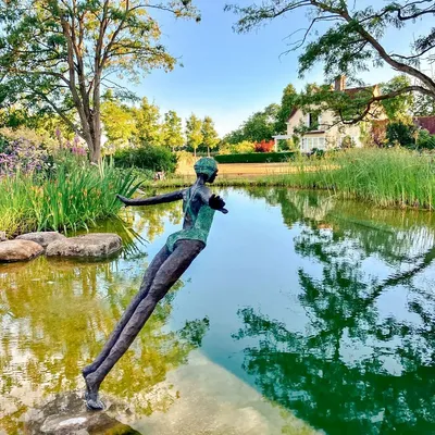 Accessoires de déco extérieure - Sculptures de natation - DAWN CONN SCULPTURE LIMITED