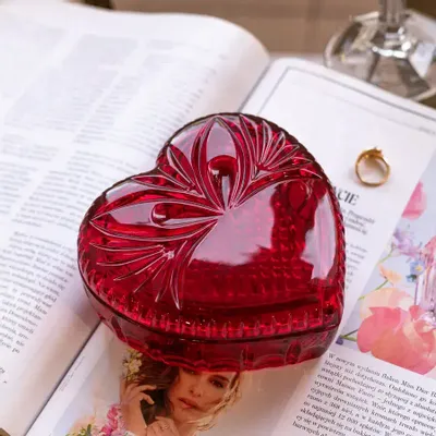 Cristallerie - Boîte à bijoux COEUR en cristal Rubin - PEKALLA CRISTAL GLASS