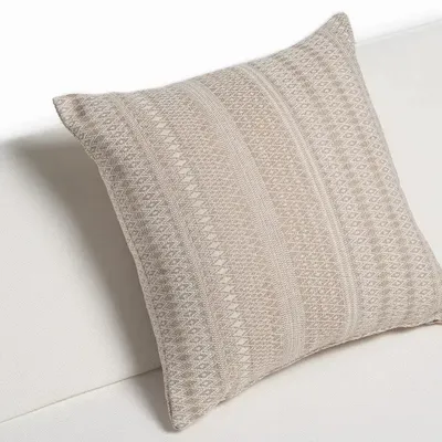 Fabric cushions - JULIE Outdoor Cozip Cushion | Elitis Fabric - COZIP