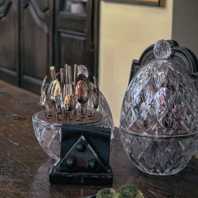 Cristallerie - Egg: L'ambrosia 24-Piece Silverware Set In A Crystal Chest - ARCAICO