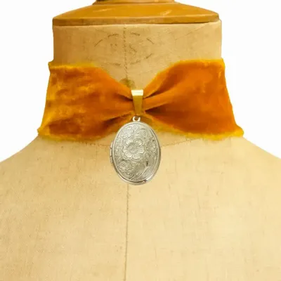Jewelry - Choker Orange Silk Velvet - Locket - FASCINATO
