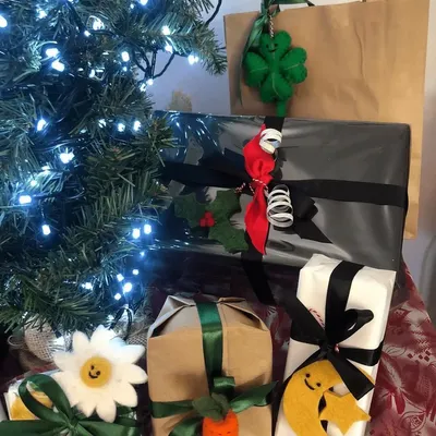 Autres décorations de Noël - Décoration cadeau colorée et amusante - PERSON'ELLE