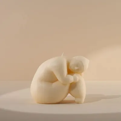 Candles - FANNY.- Candle, based on the work by Marie Saksik - ATELIER CIRE