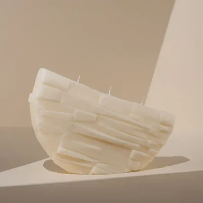 Candles - FRAGMENTS 2.- Candle, based on the work by Guillaume Allemand. - ATELIER CIRE