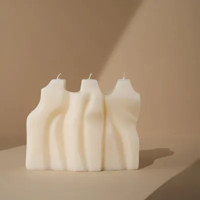 Candles - TROIS GRÂCES.- Candle, based on the work by Patrice Malavieille. - ATELIER CIRE