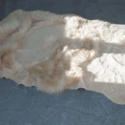 Design carpets - Natural Irregular Sheepskin Ivory Carpet - - MELLOW CONCEPT STORE