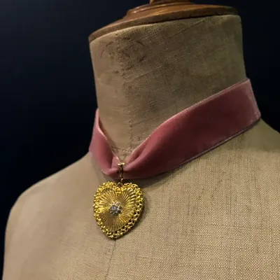Jewelry - Necklace Rosaline - Choker in pink velvet - FASCINATO
