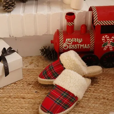 Gifts - Women’s Red Tartan Slippers – Christmas Edition, Handmade in Spain - ATELIER COSTÀ