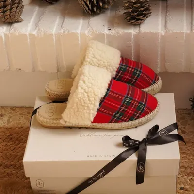 Homewear - Pantoufles faites main  pure laine – Édition Noël - ATELIER COSTÀ