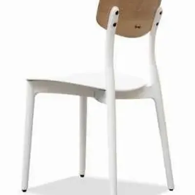 Chaises de jardin - Dossier LULU' en polypropylène et frêne massif/lot de 2 pièces - I.T.F. DESIGN SRL