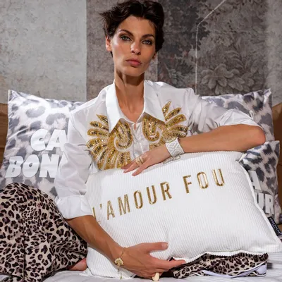 Fabric cushions - Embroidery cushion - PODEVACHE