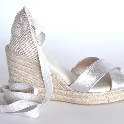 Chaussures - Espadrilles à bride croisée en cuir métallisé faites main – Personnali - ATELIER COSTÀ