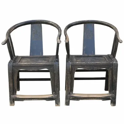 Chairs - Unique pair of old Chinese horseshoe chairs - PAGODA INTERNATIONAL