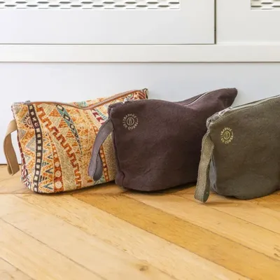 Bags and totes - POUCHE - TRAVAUX EN COURS...