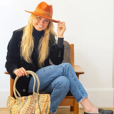 Hats - WIDE BRIMMED FELT HAT - leather braid - TRAVAUX EN COURS...