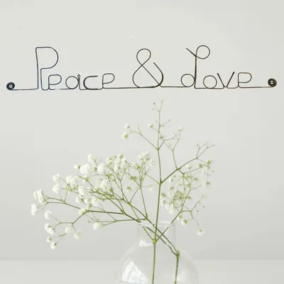 Autres décorations murales - Décoration Murale en Fil de Fer "Peace & Love" - à punaiser - BIJOUX DE MUR