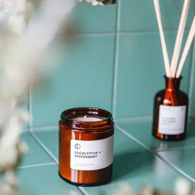 Candles - Eucalyptus + Peppermint | Amber Jar Candle - OCTŌ